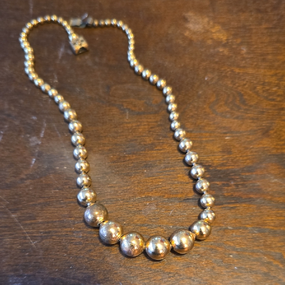Elegant Gold Beaded Necklace Antique Bald Necklace
